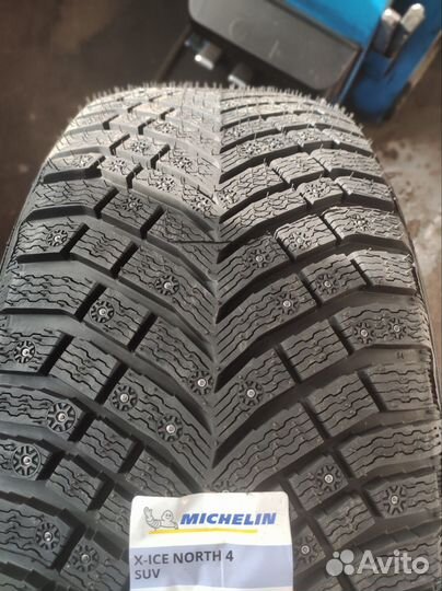 Michelin X-Ice North 4 SUV 235/55 R19 105T