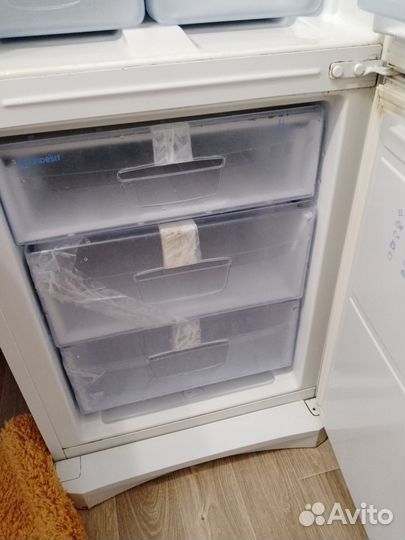 Холодильник