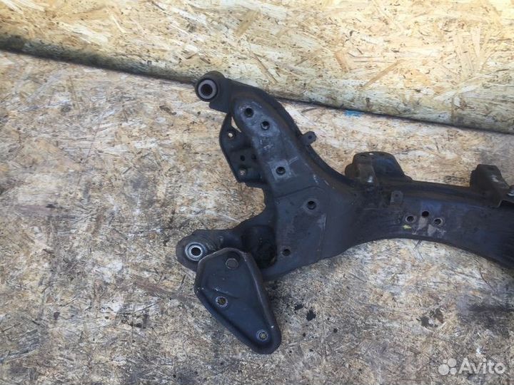 Балка передняя Nissan Cefiro A32 с1994-2000г Цефир