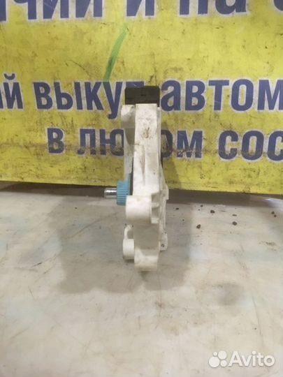 Мотор стеклоподъемника Seat Leon