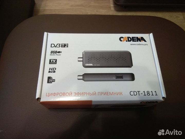 Приставка для цифрового тв Cadena CDT-1811