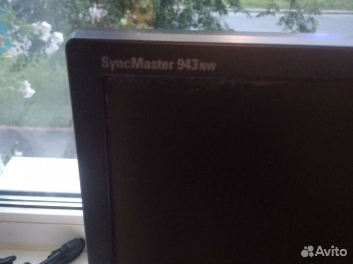 Монитор Samsung syncmaster 943nw