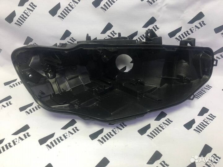 Правый корпус фары BMW 4 series F32 2017-2020 Рест