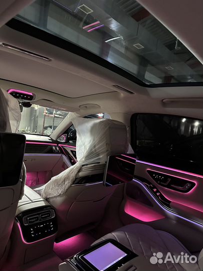 Контурная подсветка салона