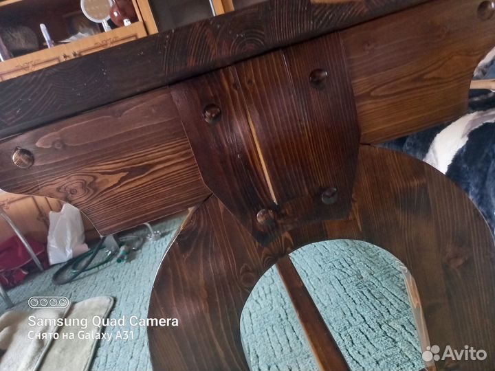 Продам стол