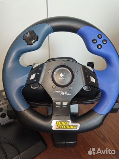 Игровой руль logitech driving force