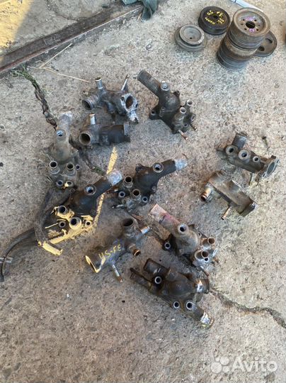 Корпус термостата Toyota