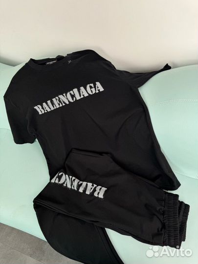 Костюм двойка Balenciaga, 2 цв