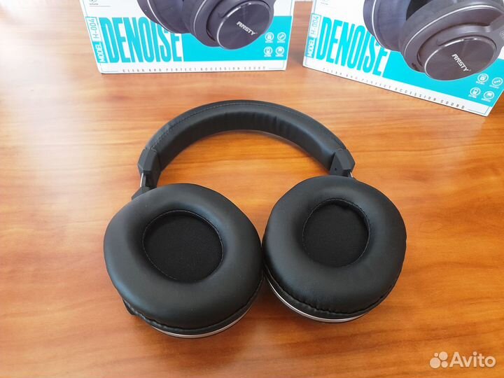 Беспроводные bluetooth-наушники с шумоподавлением