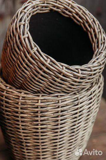 Кашпо горшок для цветов