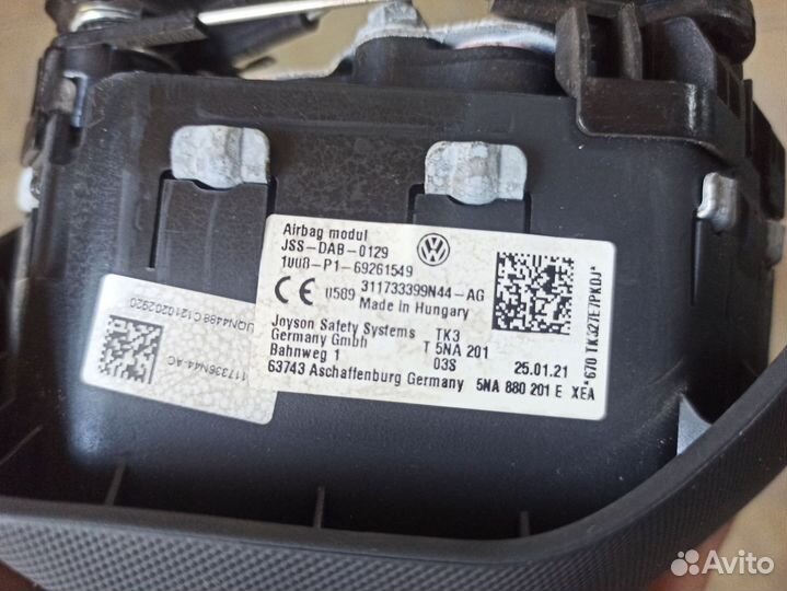Подушка безопасности водителя Фольксваген тигуан