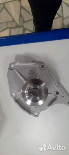 Водяная помпа Renault/logan/kangoo/megane/laguna