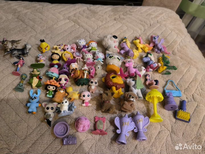 Игрушки разные мелкие