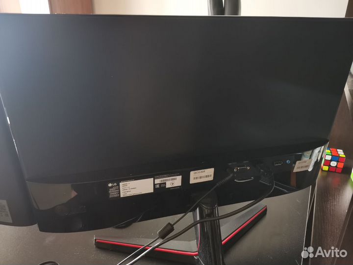 Монитор LG 24 дюйма, 1920x1080