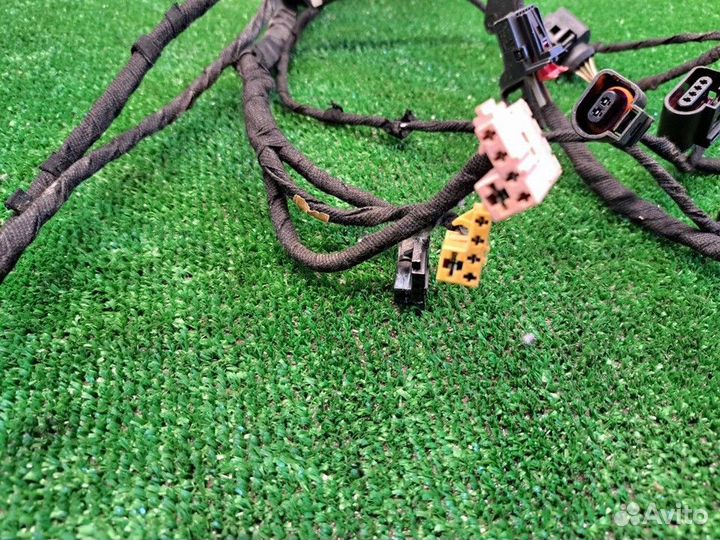 Электропроводка двери багажника