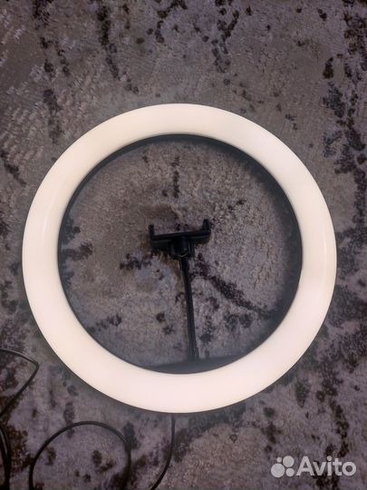 Кольцевая лампа