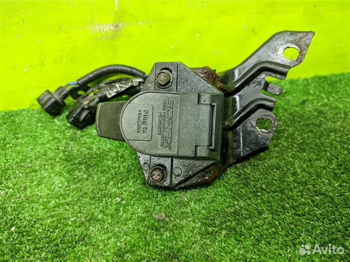 Разъем подключения прицепа задний Lexus Lx570