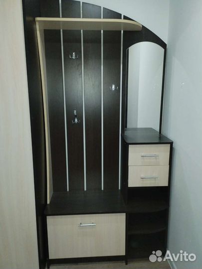 Шкаф