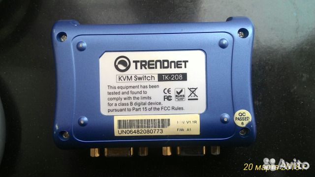 KVM-переключатель Trendnet KVM Switch TK-208K для