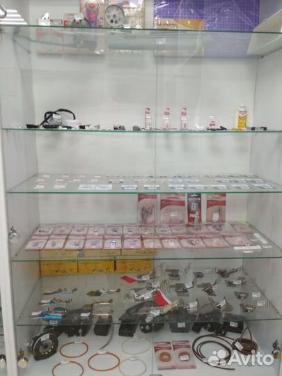 Запчасти для швейных машин иглы, шпули, лапки,челн