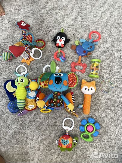 Развивающие игрушки до года