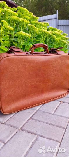 Сумка чемодан