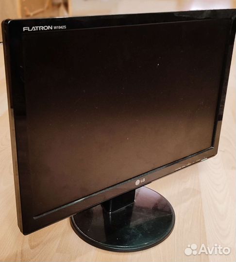 Монитор LG