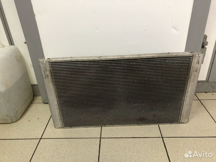 Радиатор охлаждения bmw e60