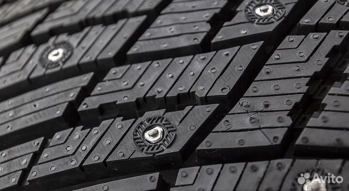 Goodyear Ultragrip Ice Arctic 215/55 R16 97T