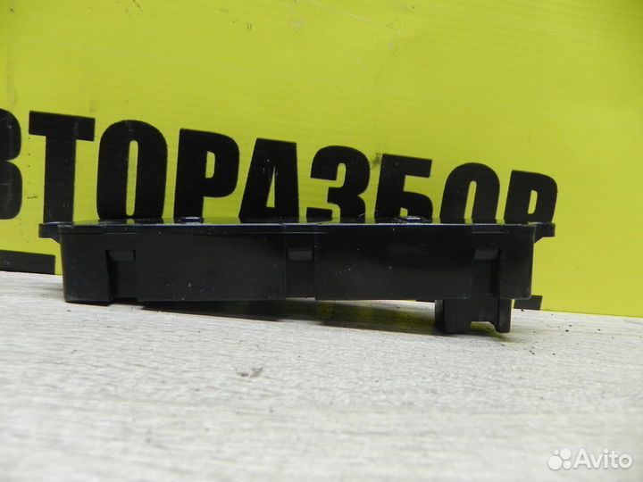 Kia Cerato 1 Часы