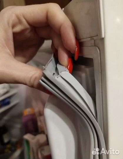 Уплотнитель для холодильника Либхер (Liebherr)