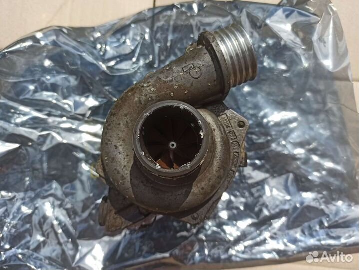 Помпа водяная электро для BMW