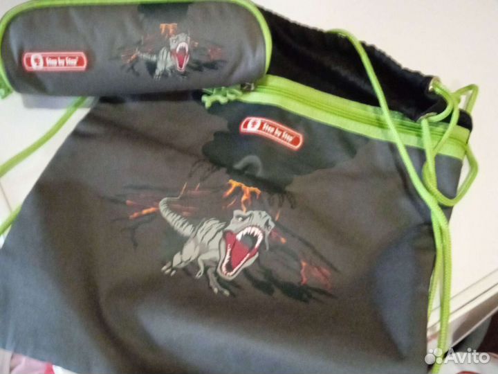 Школьный рюкзак