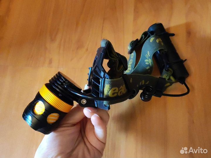 Налобный фонарь