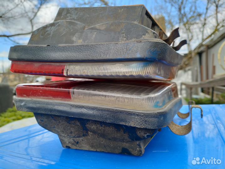 Задние фонари ваз 2104 пара