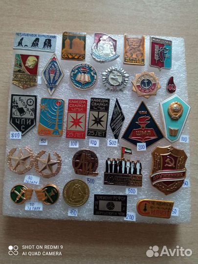 Значки разные. цена 1шт