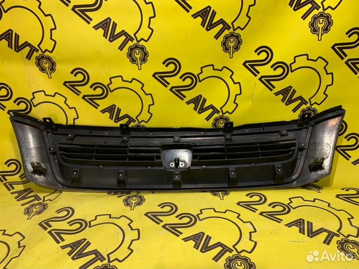 Решетка радиатора Honda Cr-V RD1 B20B 2000