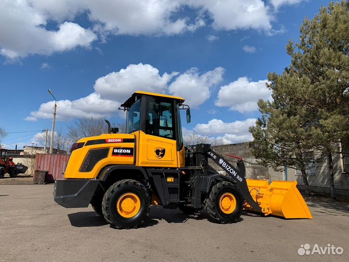 Фронтальный погрузчик BIZON 920, 2022