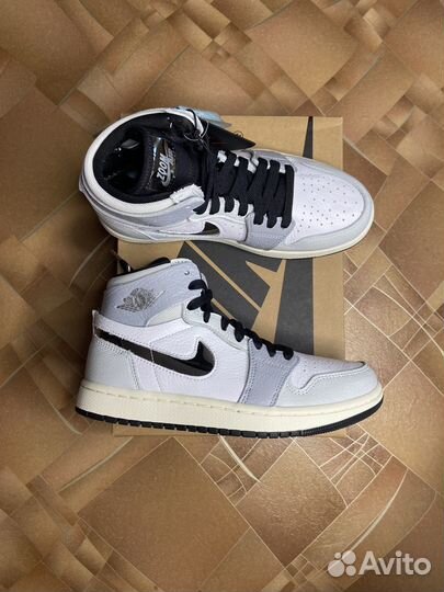 Кроссовки женские air jordan 1 zm air cmft 2 US 7