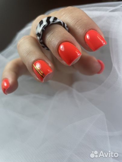 Маникюр педикюр