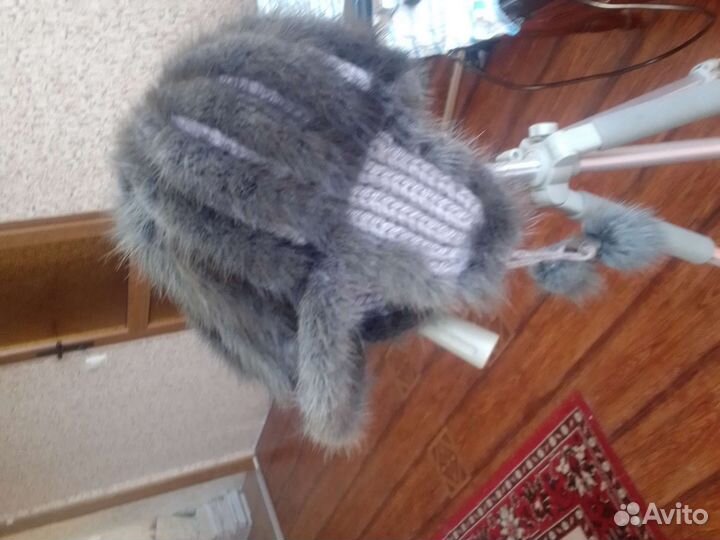 Шапка женская вязаная