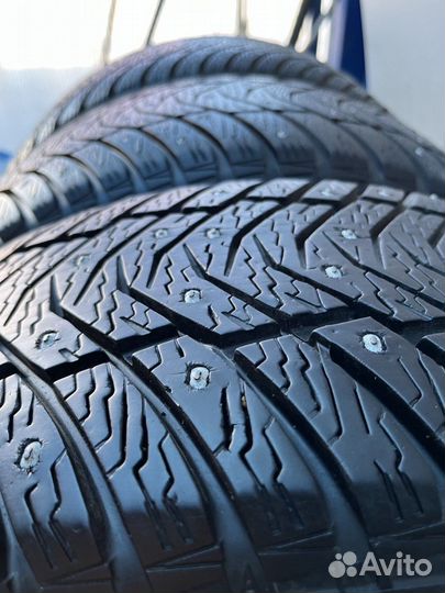 Yokohama Ice Guard IG65 215/50 R17