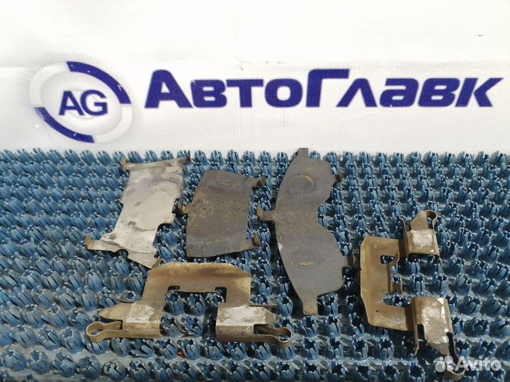 Пластины противоскрипные Mazda Demio