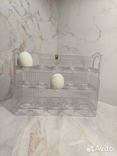 Контейнер для яиц в холодильник