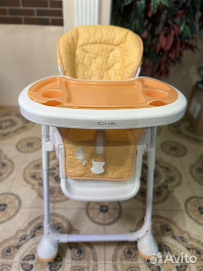 Стул для кормления и домик