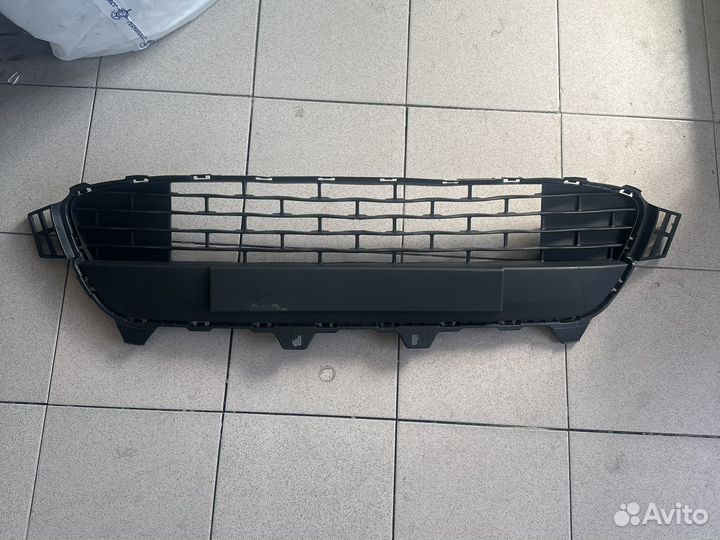 Решетка нижняя KIA RIO 2017