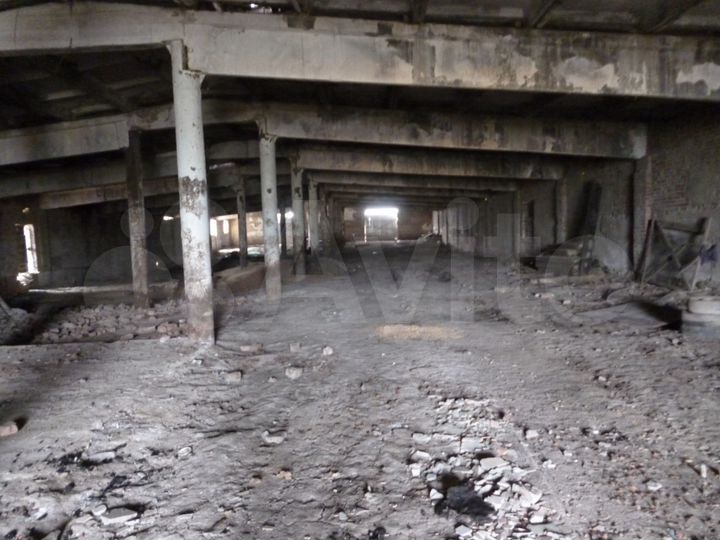 Здание, 1424.6 м²