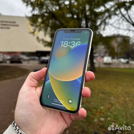 iPhone 11, 256 ГБ