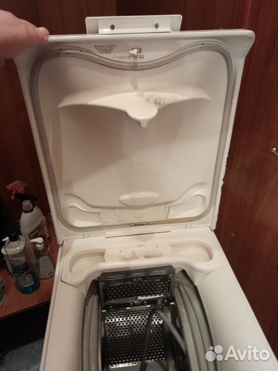 Стиральная машина с вертикальной загрузкой