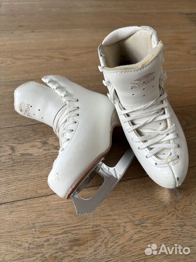 Фигурные коньки edea overture 215 С